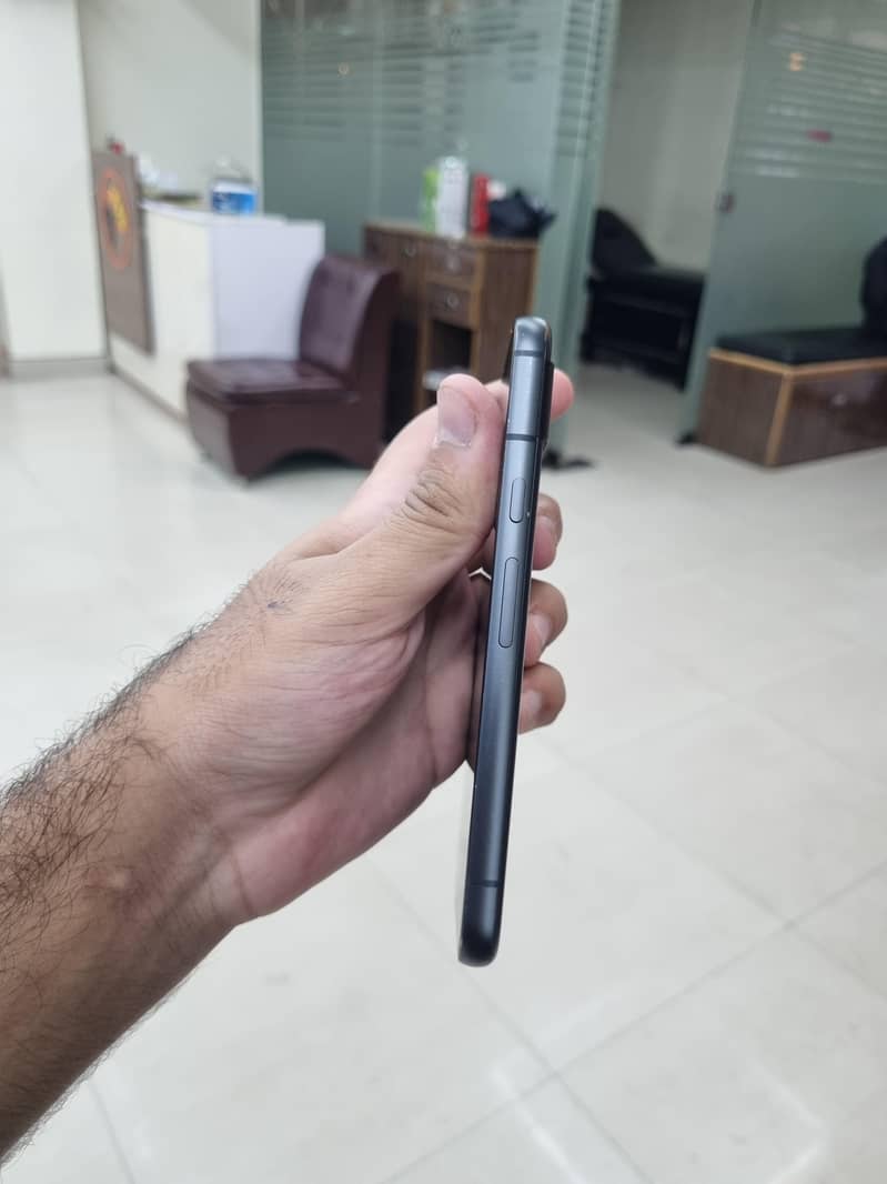 Google Pixel 8a 1