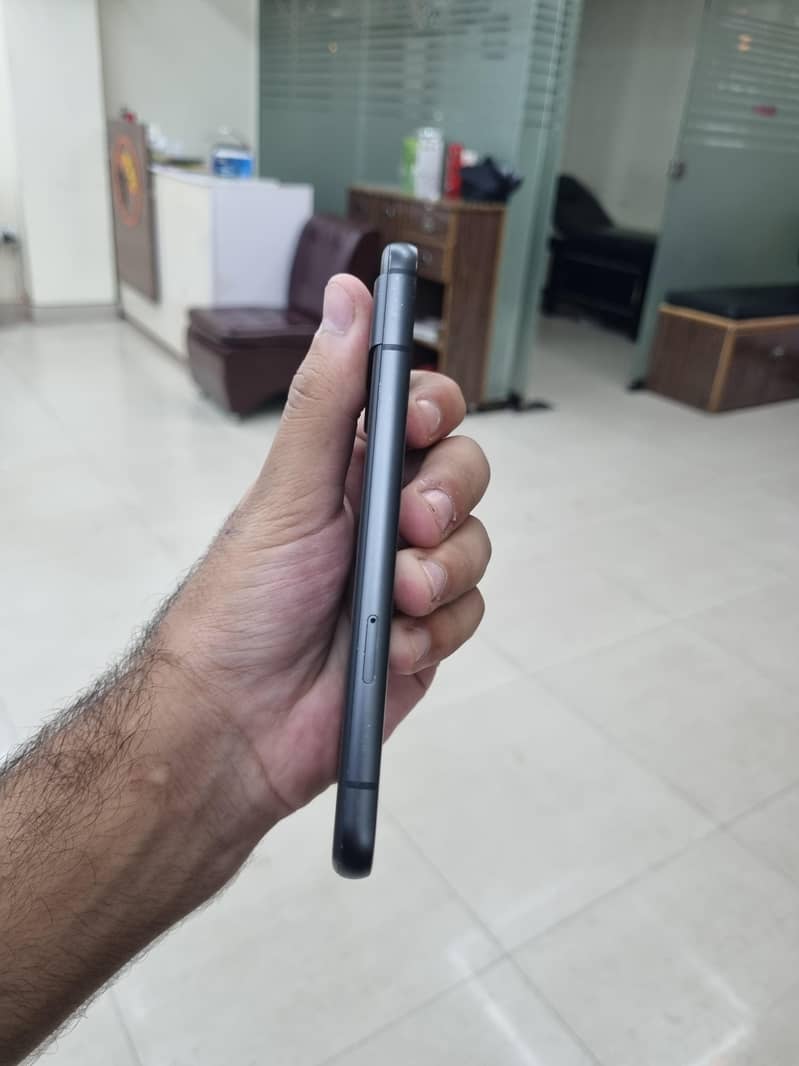 Google Pixel 8a 2