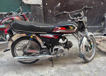 Metro 70 2016 model 7/10 condition all ok