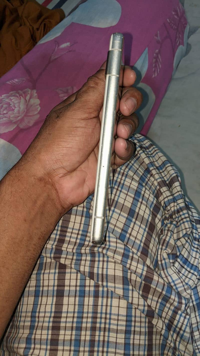 Google Pixel 7a 1