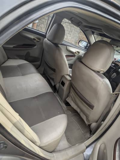 Toyota Corolla Altis 2012