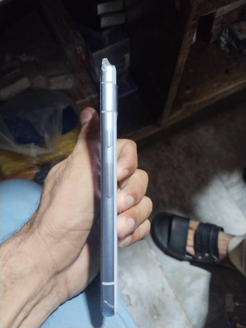 Google Pixel 7a 3