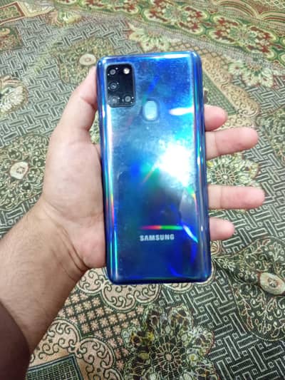 Samsung Mobile A21s wid books