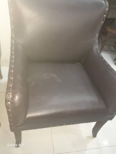 black  Sofa chairs in neat condition