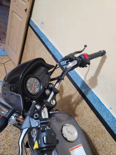 suzuki 110 in showroom condition