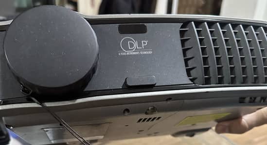 Dell DLP Projector by texas instruments