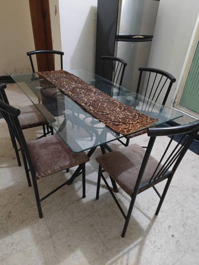 Dining Table with 6 chairs