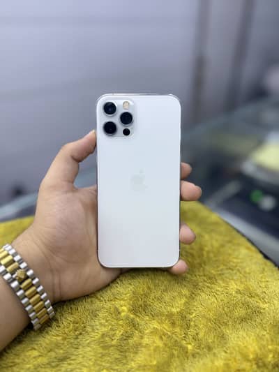 Apple iPhone 12 Pro
