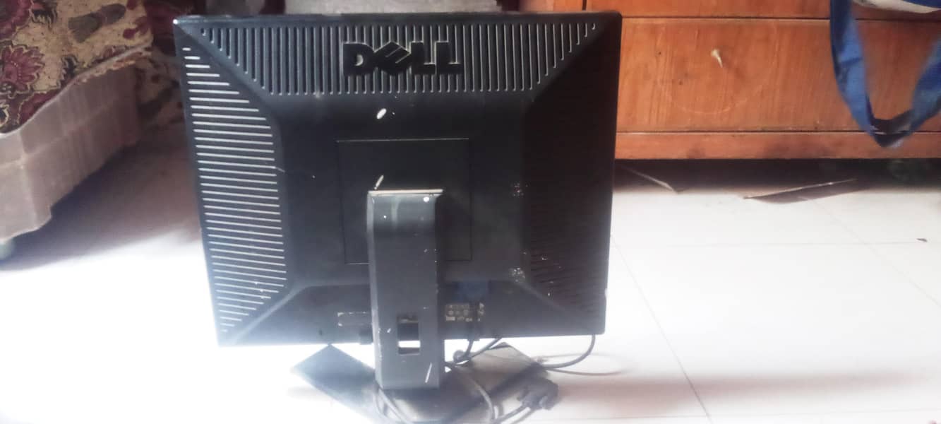MONITOR 1