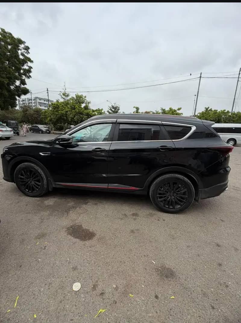 JETOUR X70 PLUS 5