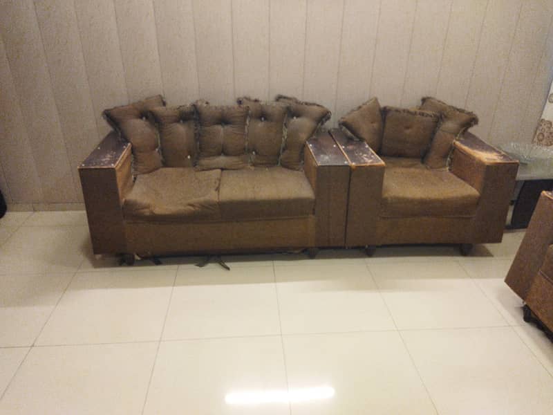 used sofa 0
