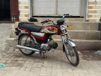 Honda cd 70 2023 red color