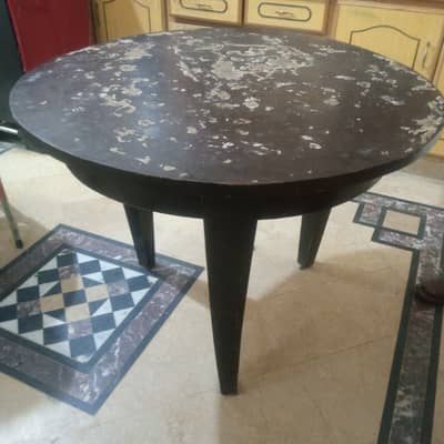 Dinning table