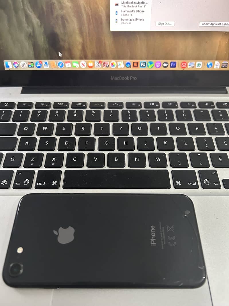 Apple iPhone 8 3