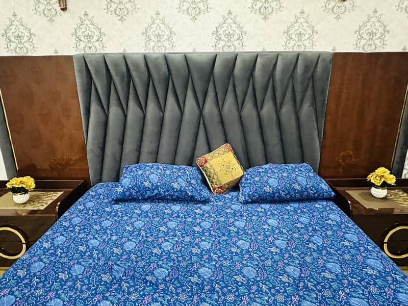 Double Bed 0