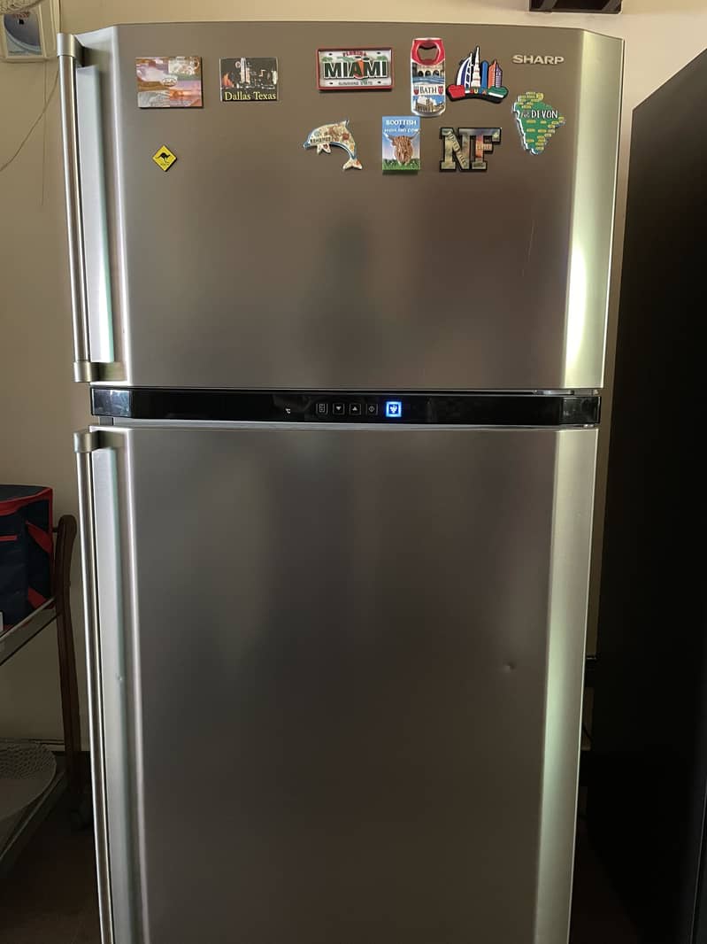 Sharp Refrigerator-Freezer 1