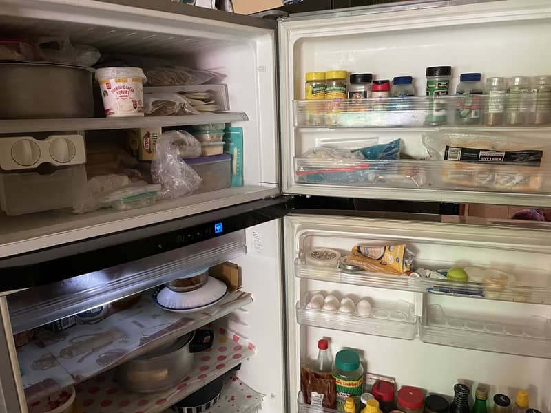 Sharp Refrigerator-Freezer 4