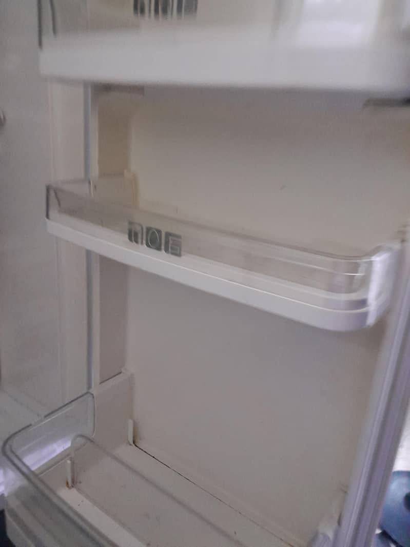 refrigerator 3