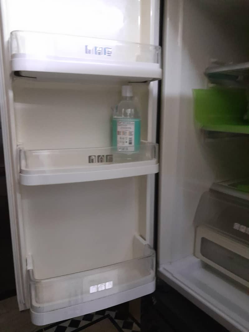 refrigerator 5