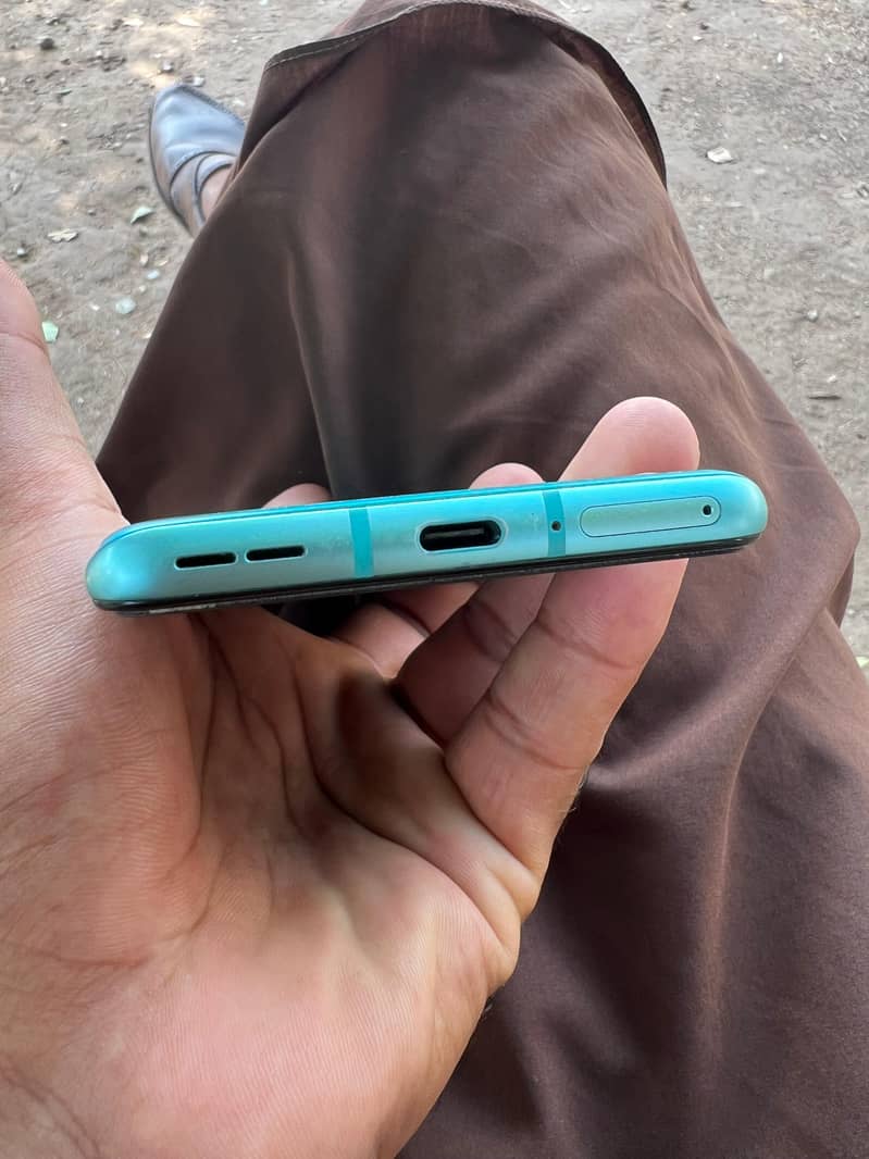 One Plus 8T 1