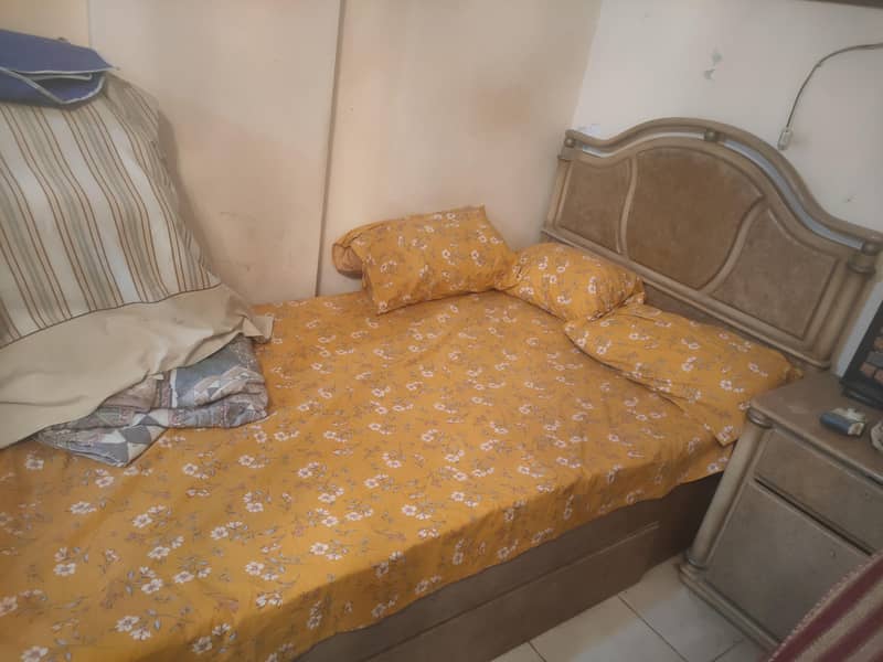 Single bed used 1
