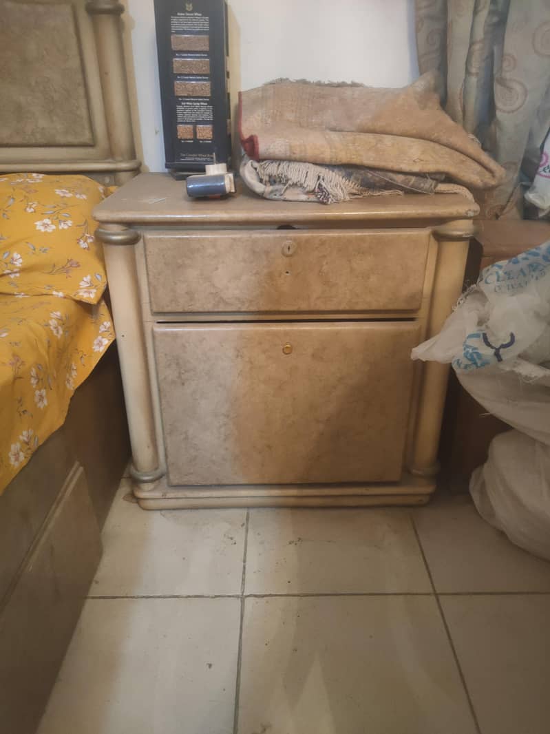 Single bed used 4
