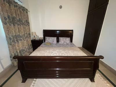 double bed side table  dressing table