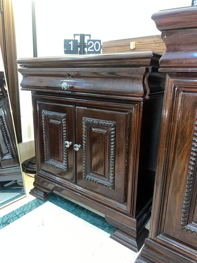 double bed side table  dressing table 2
