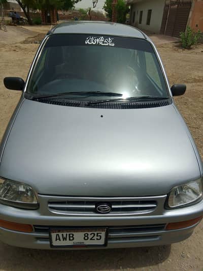 Daihatsu Cuore 2011