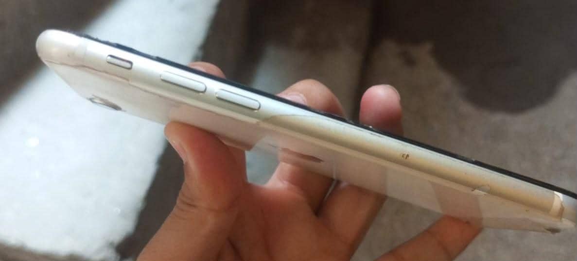 Apple iPhone SE 2