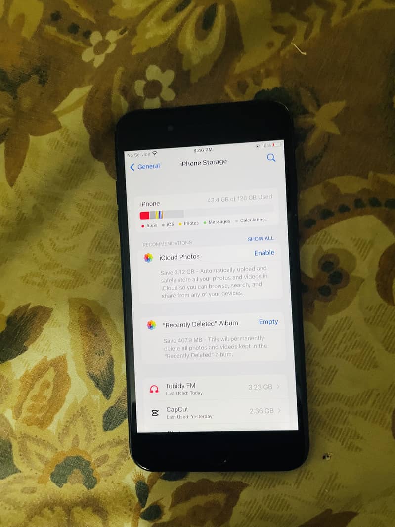 Apple iPhone 7 Plus 3