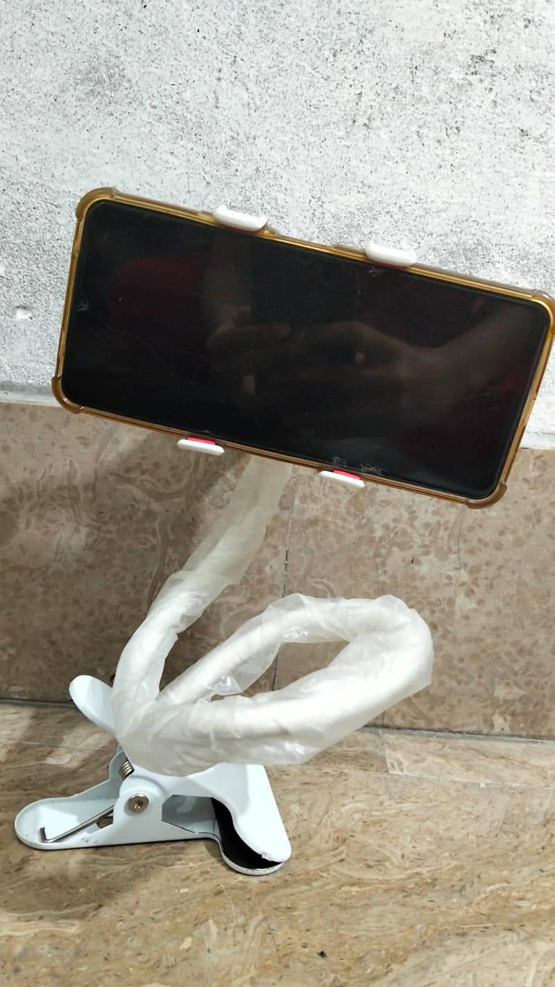 Mobile stands 2