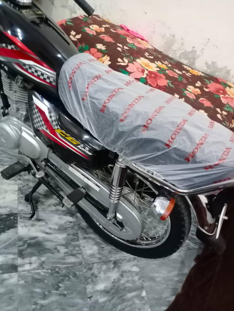 hounda 125 4
