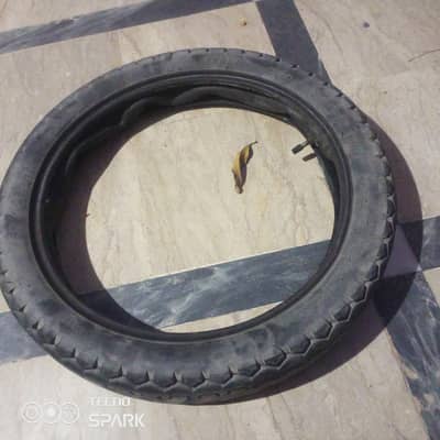 V good condition only one puncture