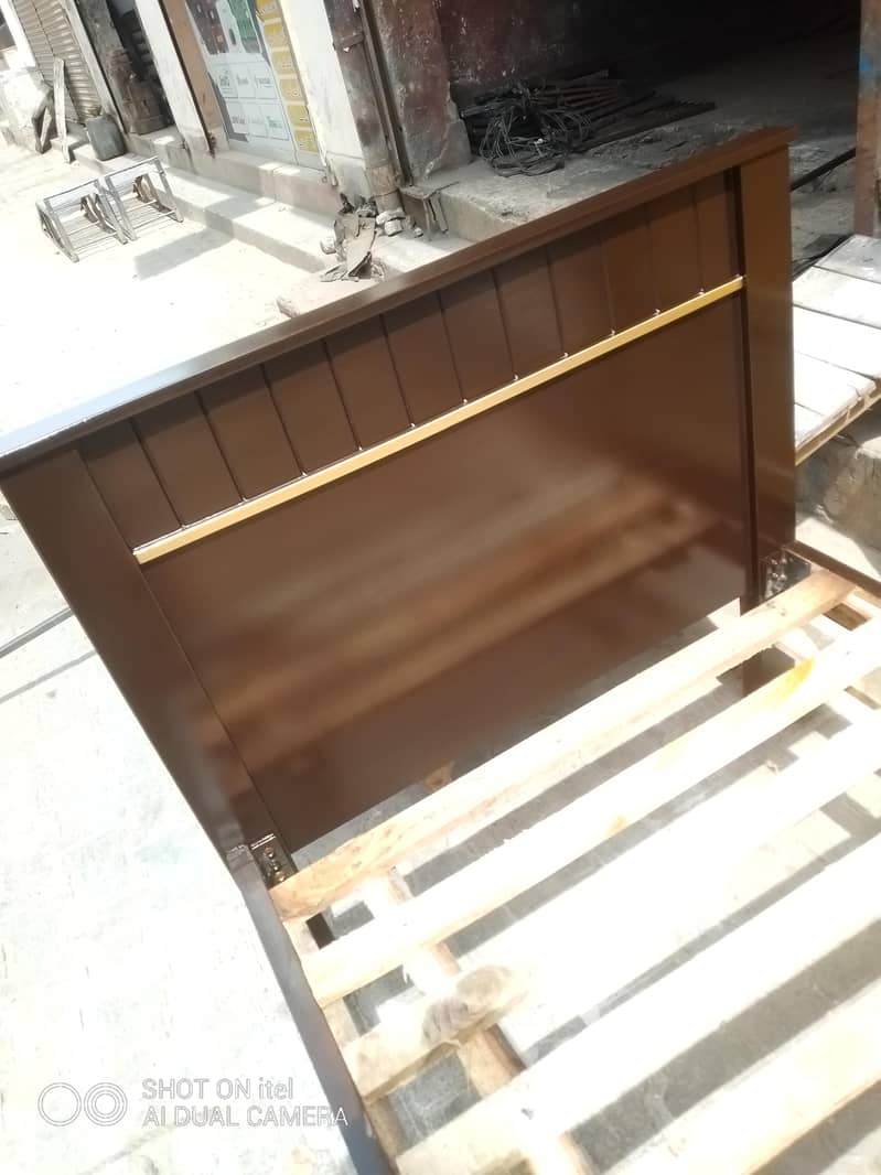 single bed 10