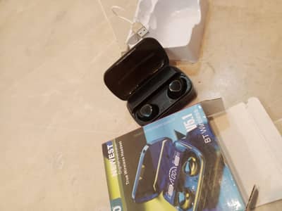 M10 EARBUDS GOOD CONDITION