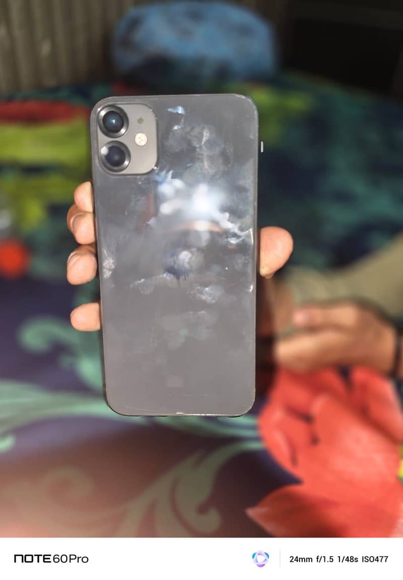 Apple iPhone 11 0