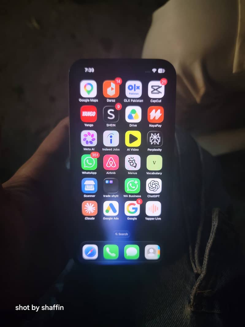 Apple iPhone 13 4
