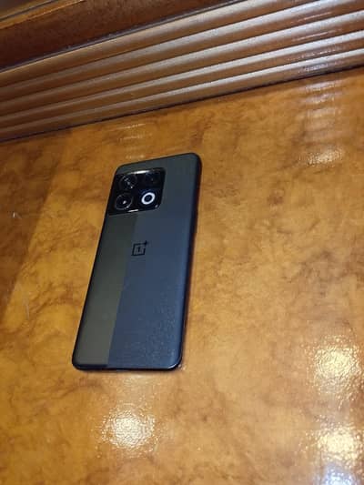 One Plus 10 Pro