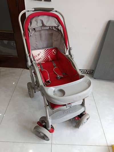 Baby Pram in neat clean condition for sale