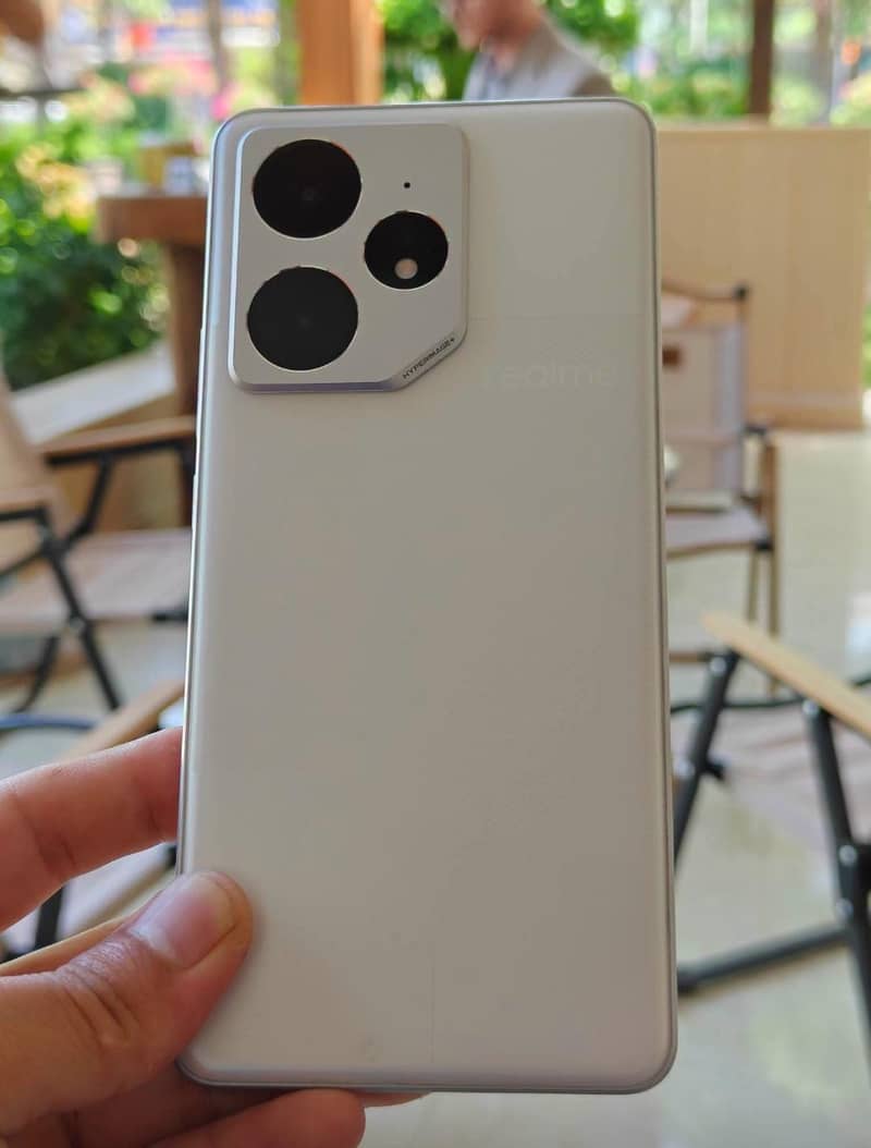 Realme Neo7 0