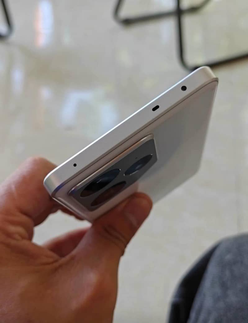 Realme Neo7 1