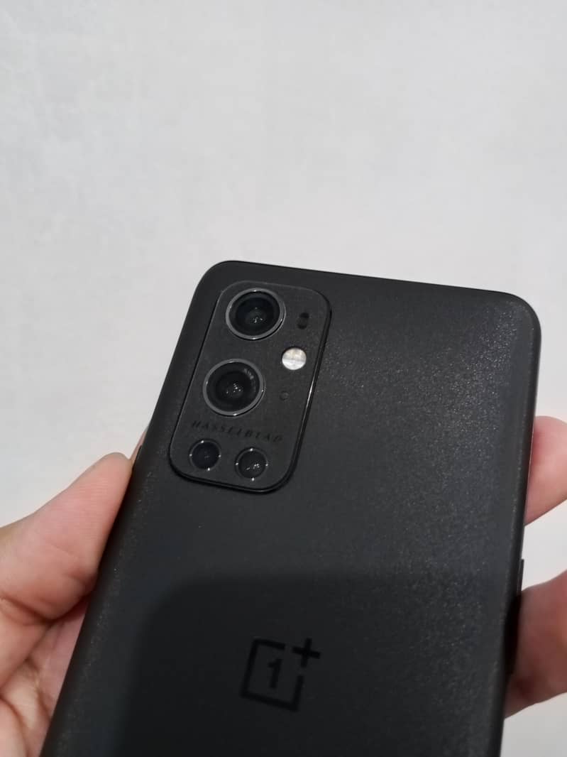 One Plus 9 Pro 5