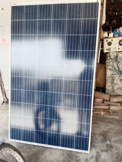tesla solar penal