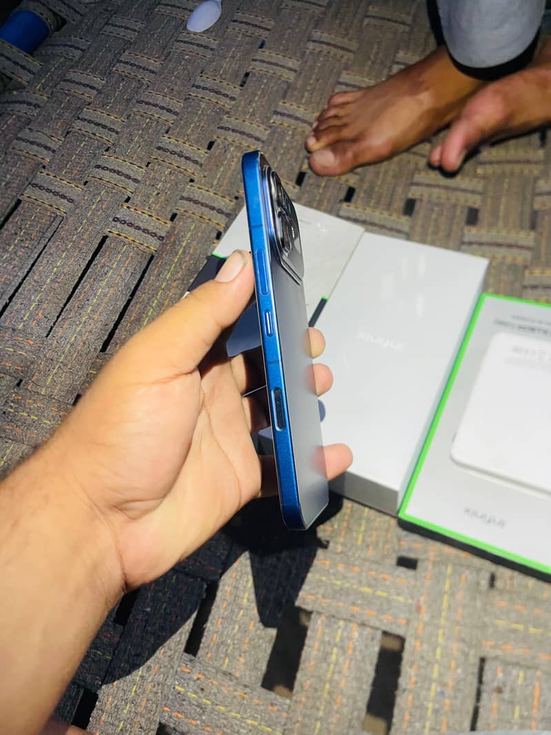 infinex Note 60 pro 0