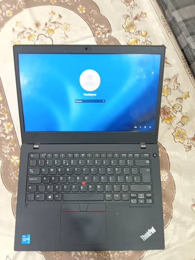 Lenovo ( Core i5 11 Gen Intel (R) 2.60Hz )