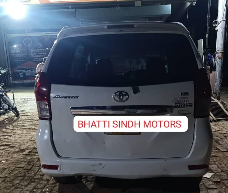 Toyota Avanza 2012 4