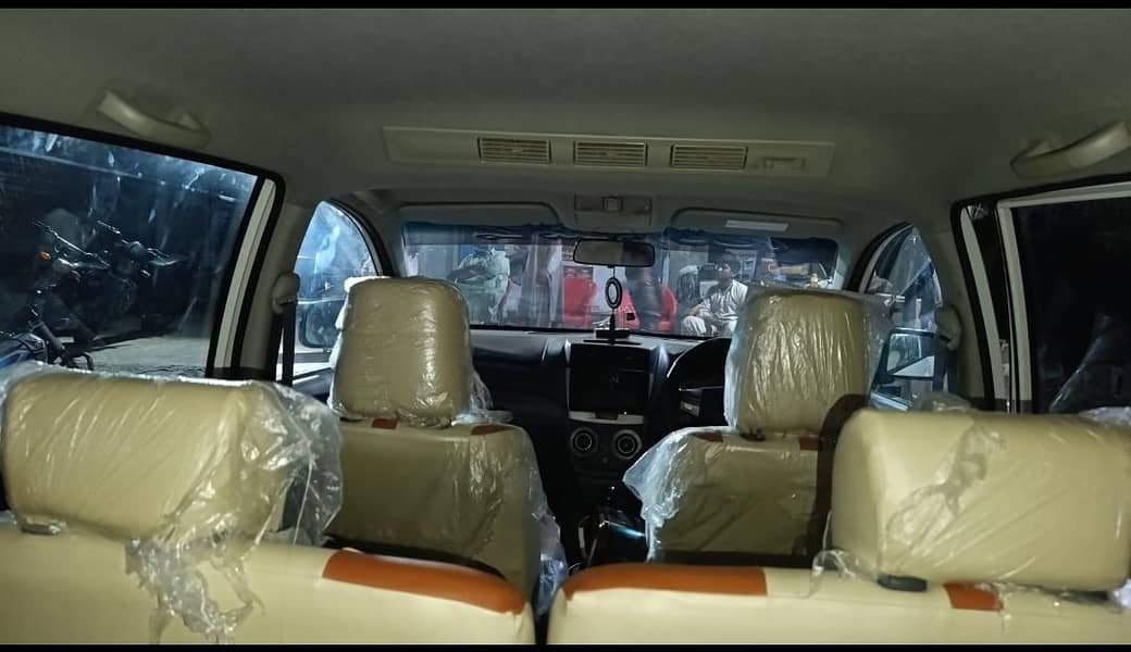 Toyota Avanza 2012 5