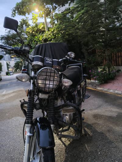 Suzuki GS 150 SE