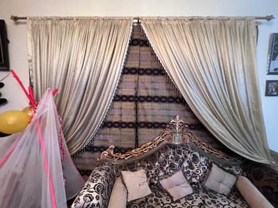 Curtains 10/10